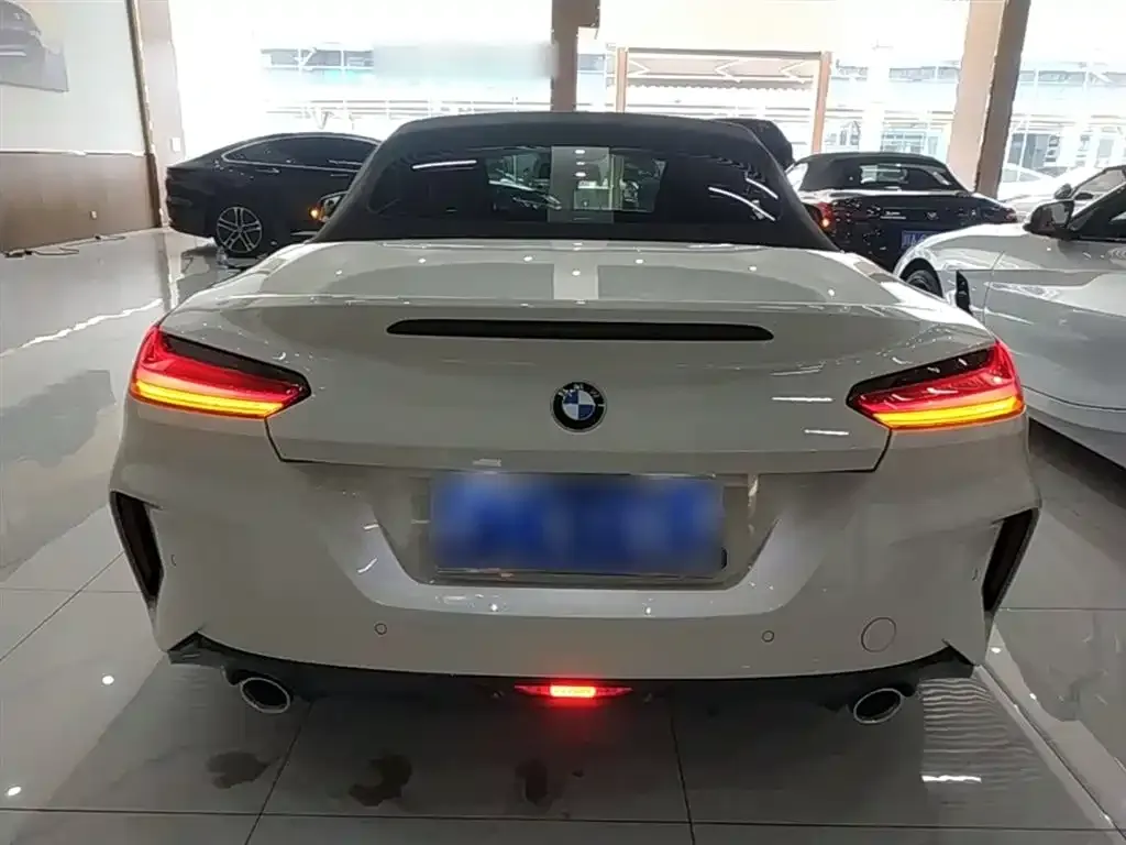 BMW Z4 — фото 4