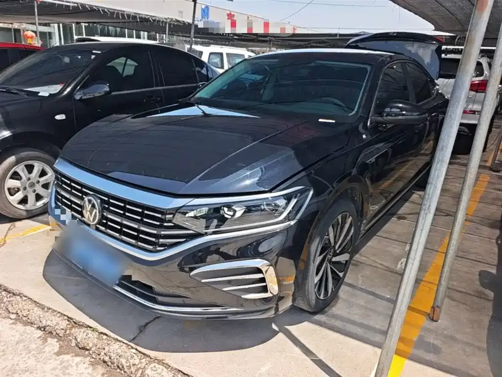 Volkswagen Passat — фото 8