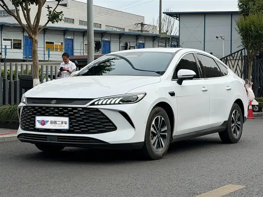 BYD Qin PLUS — фото 1