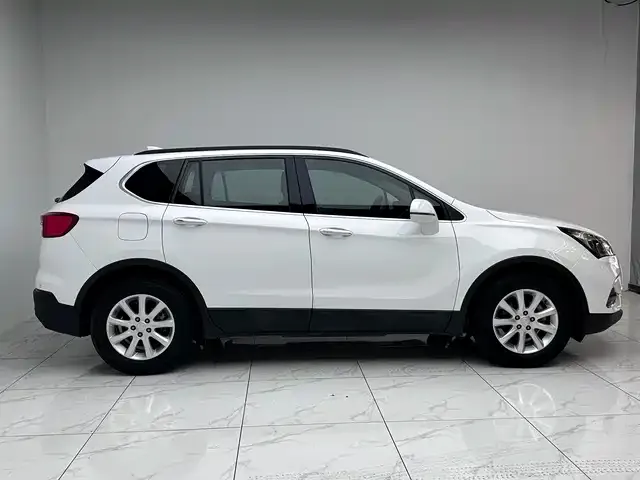 Buick Envision Plus — фото 2