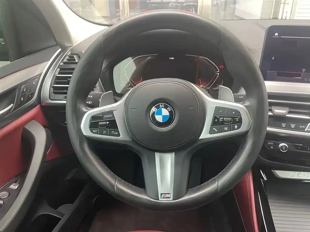 BMW X4 — фото 9