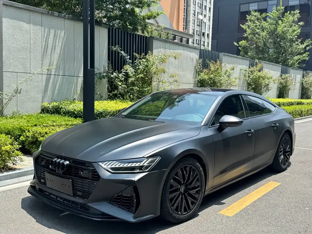 Audi A7 — фото 1