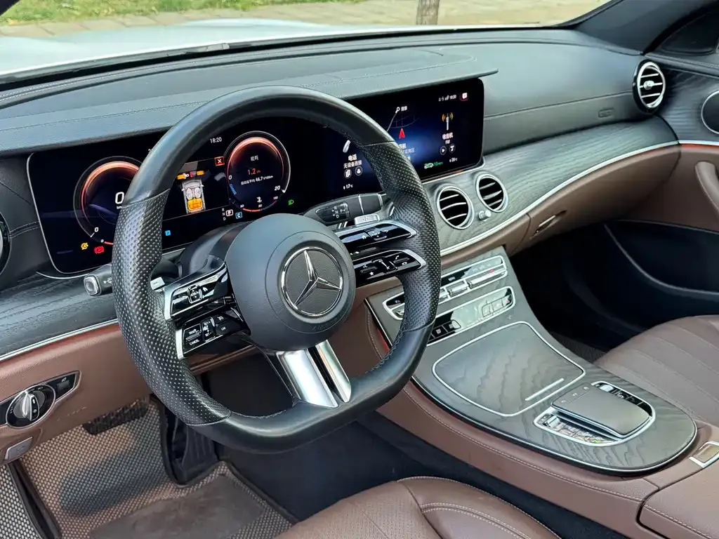Mercedes-Benz E-Class (Import) — фото 5
