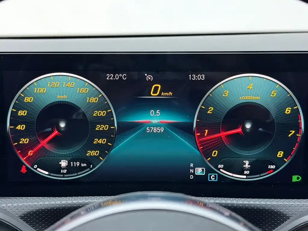 Mercedes-Benz CLA (Import) — фото 9