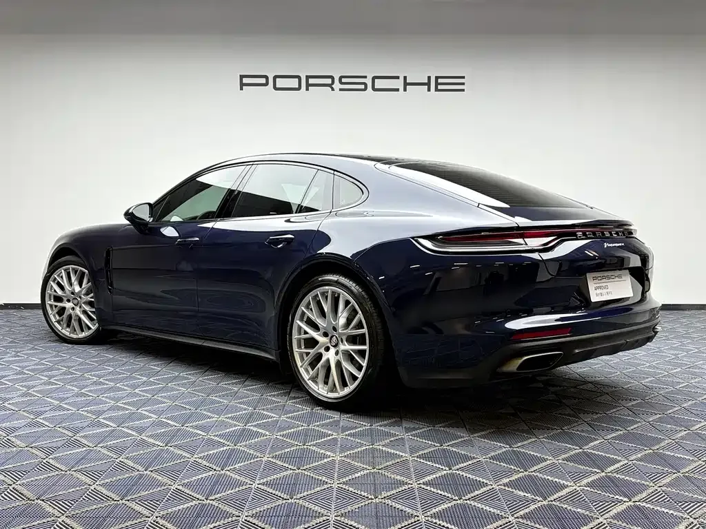 Porsche Panamera — фото 10