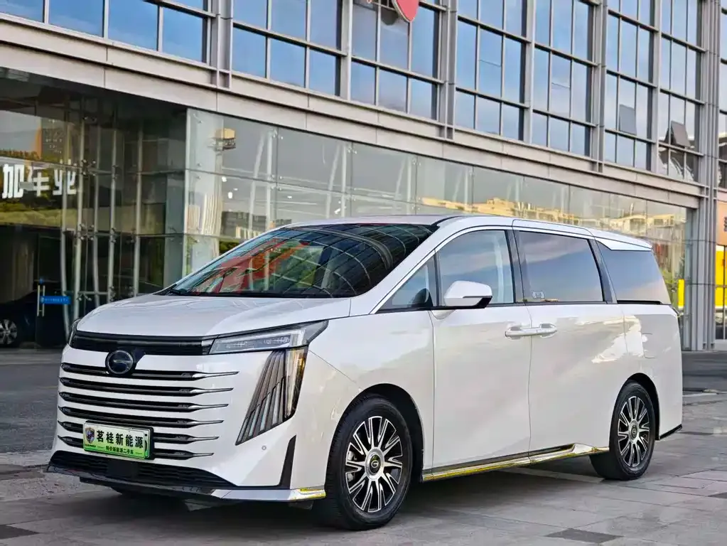 GAC Motor Trumpchi E9 — фото 1