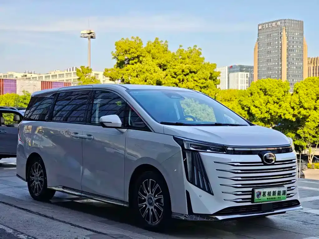 GAC Motor Trumpchi E9 — фото 8