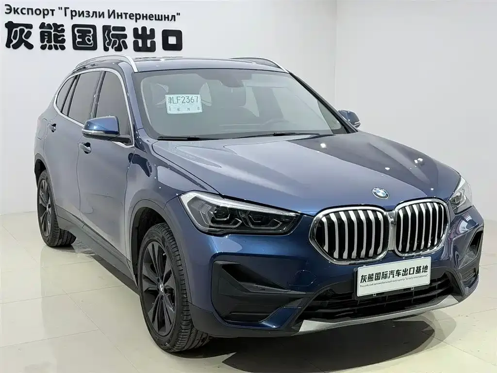 BMW X1 — фото 10