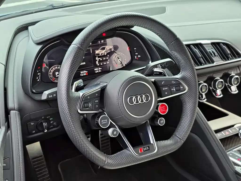 Audi R8 — фото 4