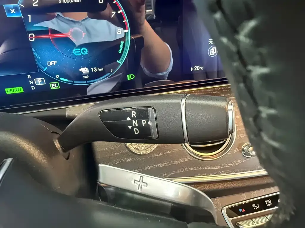 Mercedes-Benz E-Class New Energy — фото 5