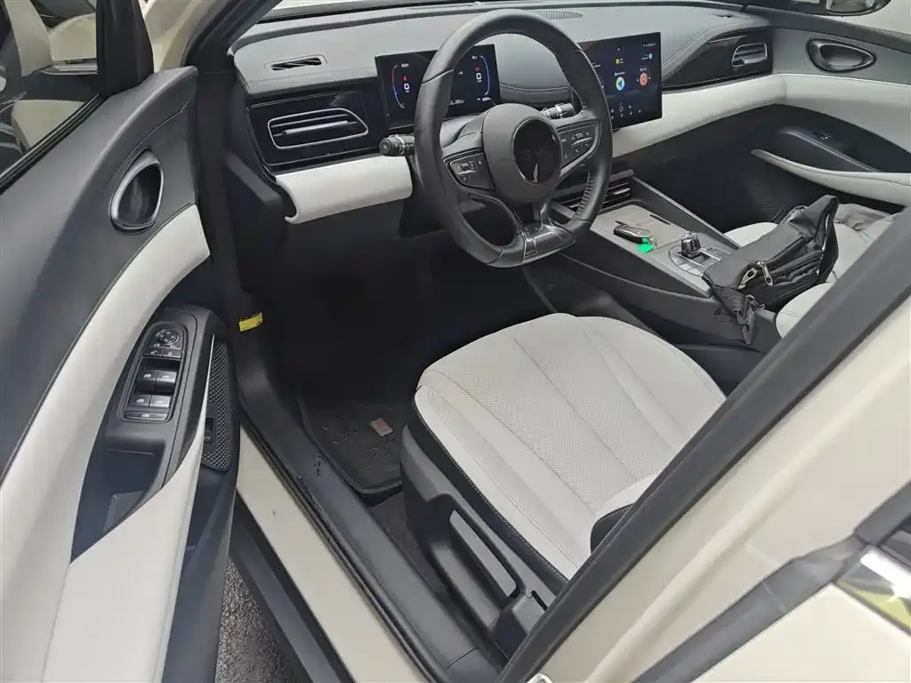BYD Seal 06 — фото 10