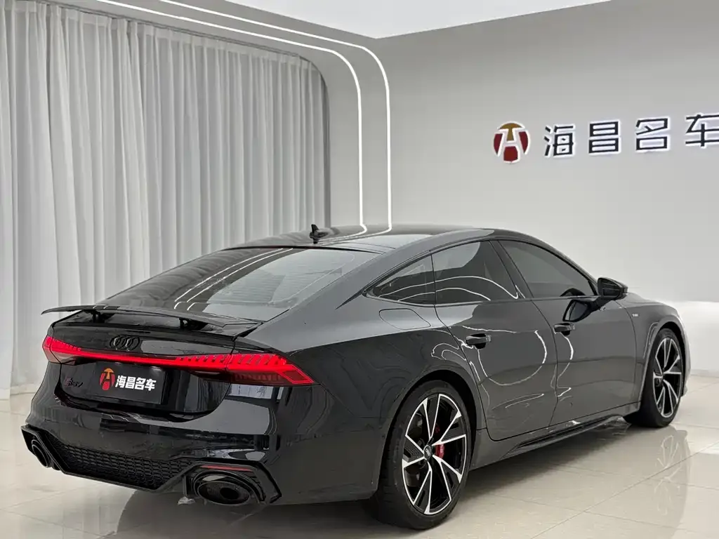 Audi A7 — фото 5