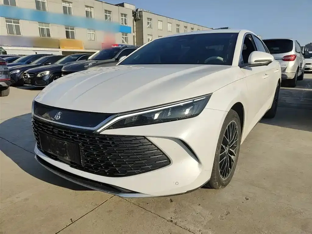 BYD Qin L — фото 1