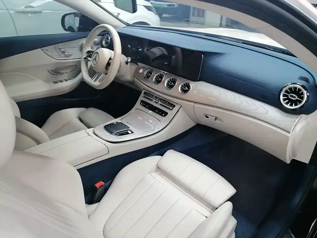 Mercedes-Benz E-Class (Import) — фото 9