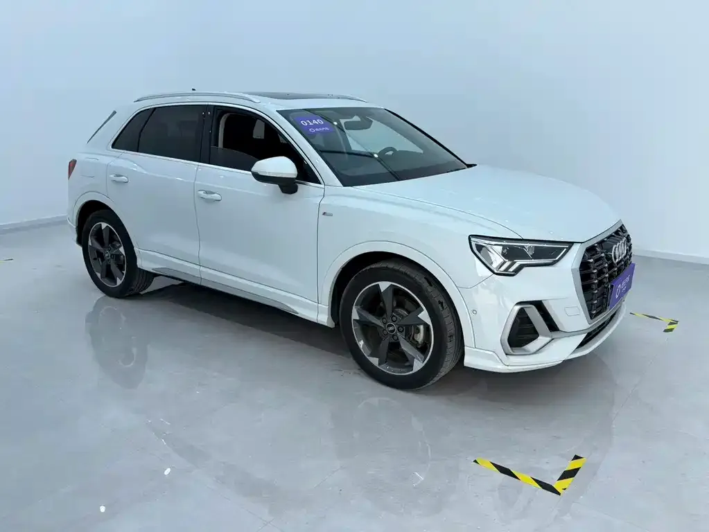 Audi Q3 — фото 6