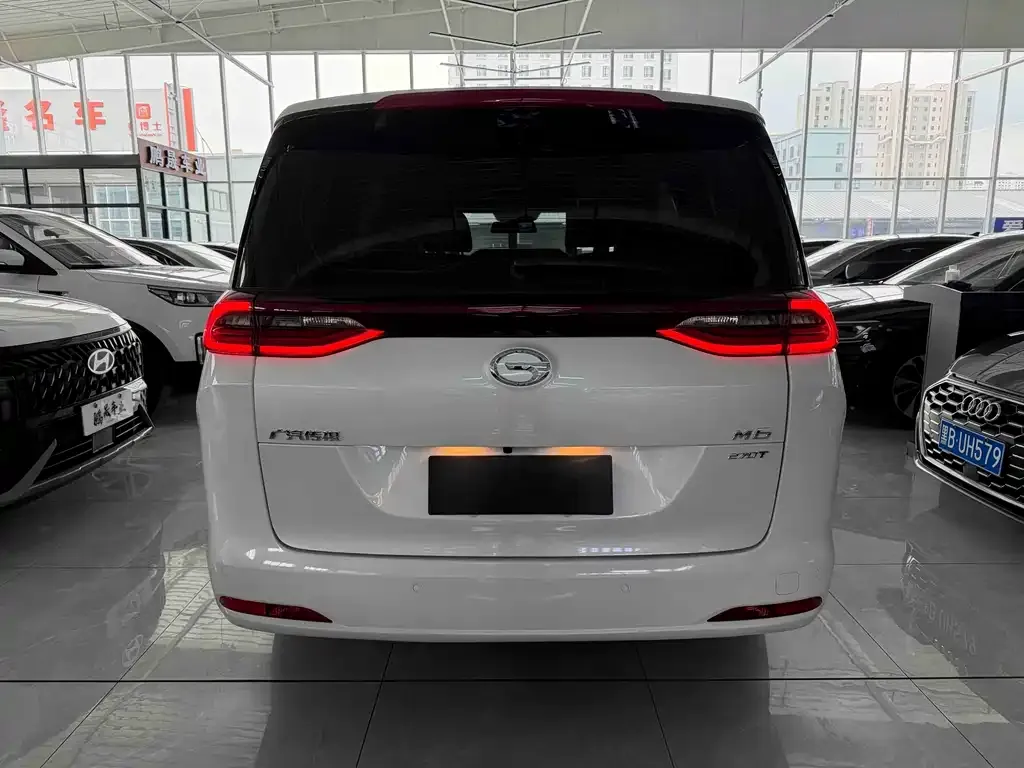 GAC Motor Trumpchi M6 — фото 4