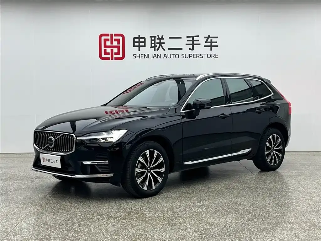 Volvo XC60 — фото 1