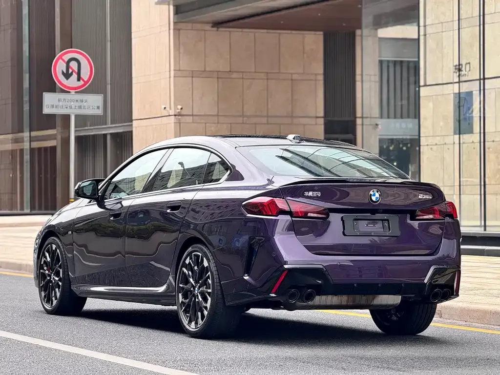 BMW M235L — фото 8