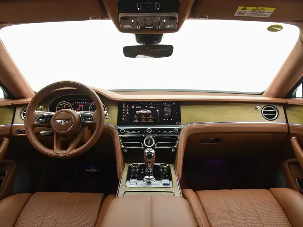 Bentley Flying Spur — фото 9