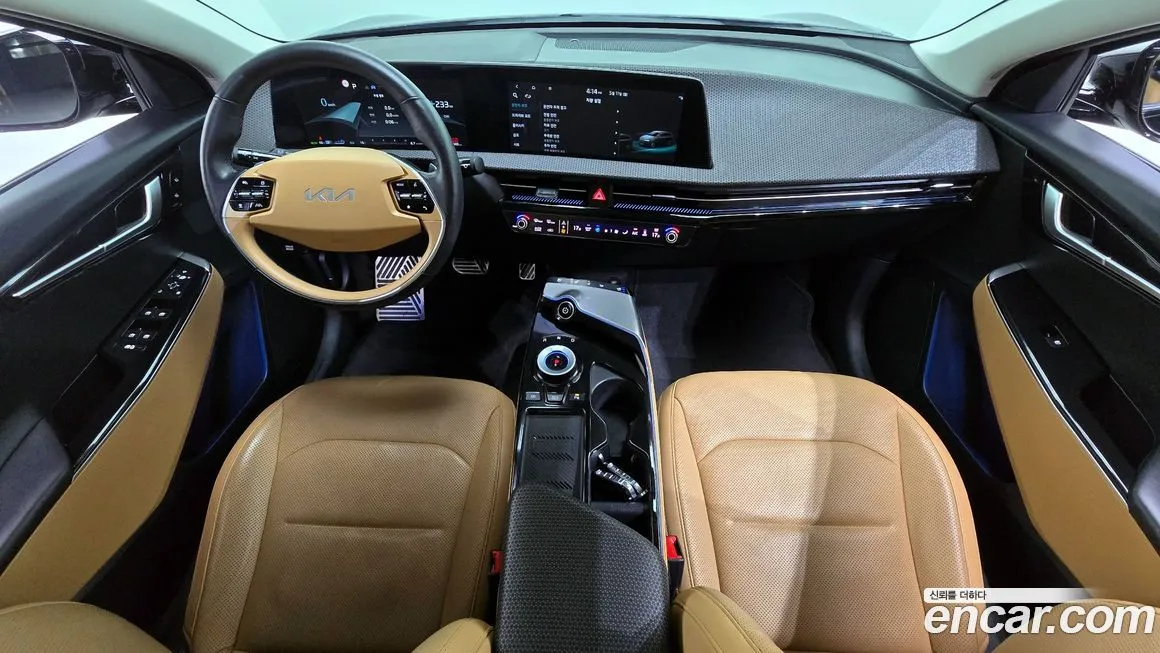 Kia EV6 — фото 10