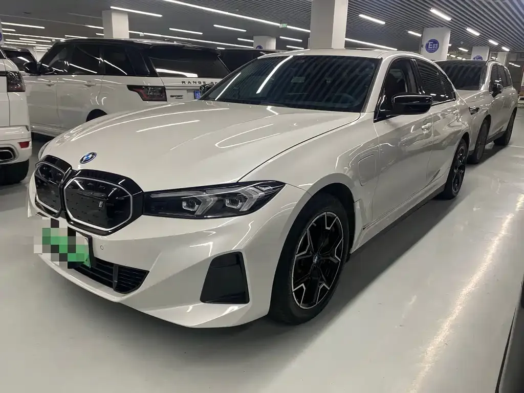 BMW i3 — фото 1