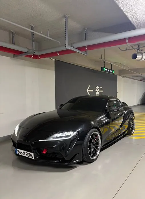 Toyota Supra — фото 1