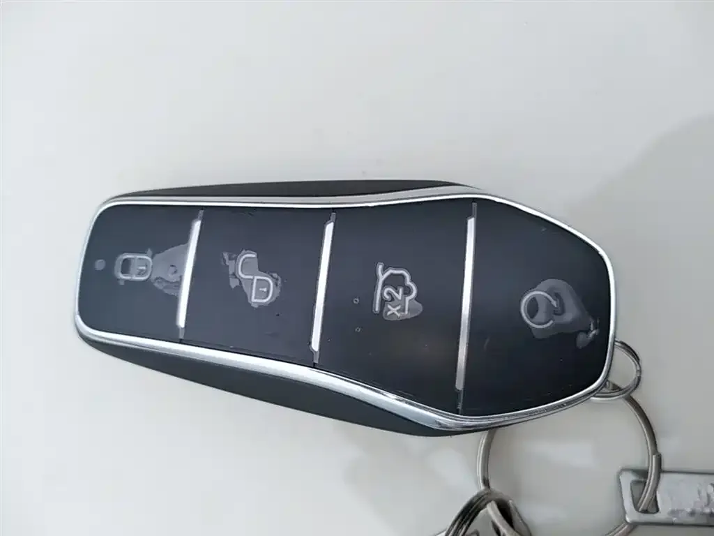 BYD Seal 05 DM-i — фото 2
