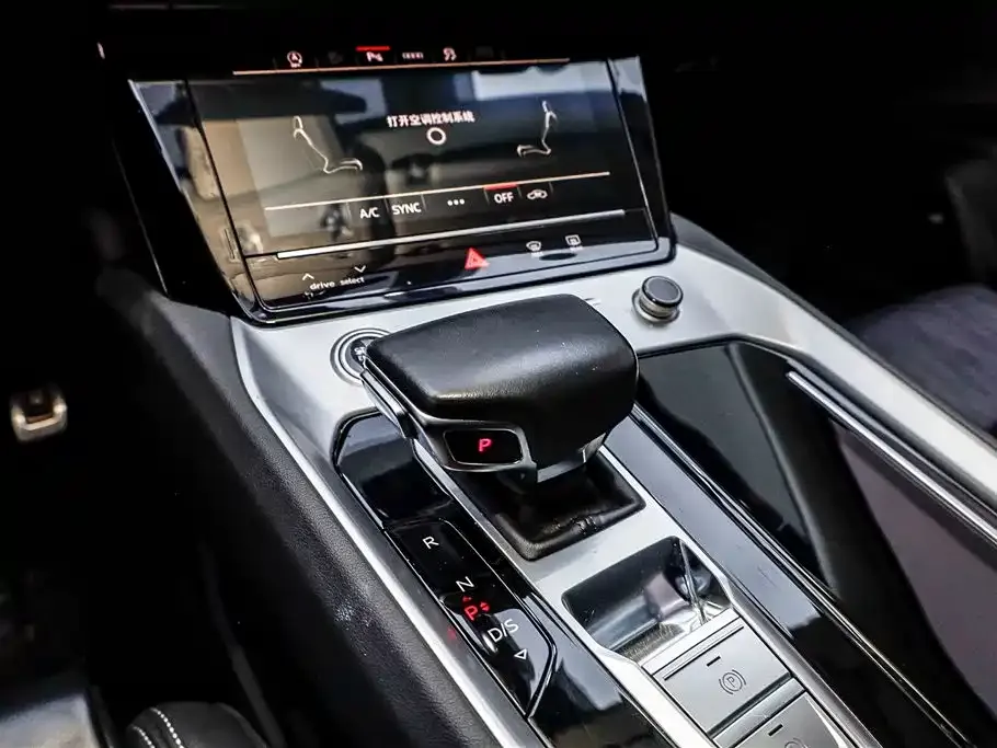 Audi Q6 — фото 2