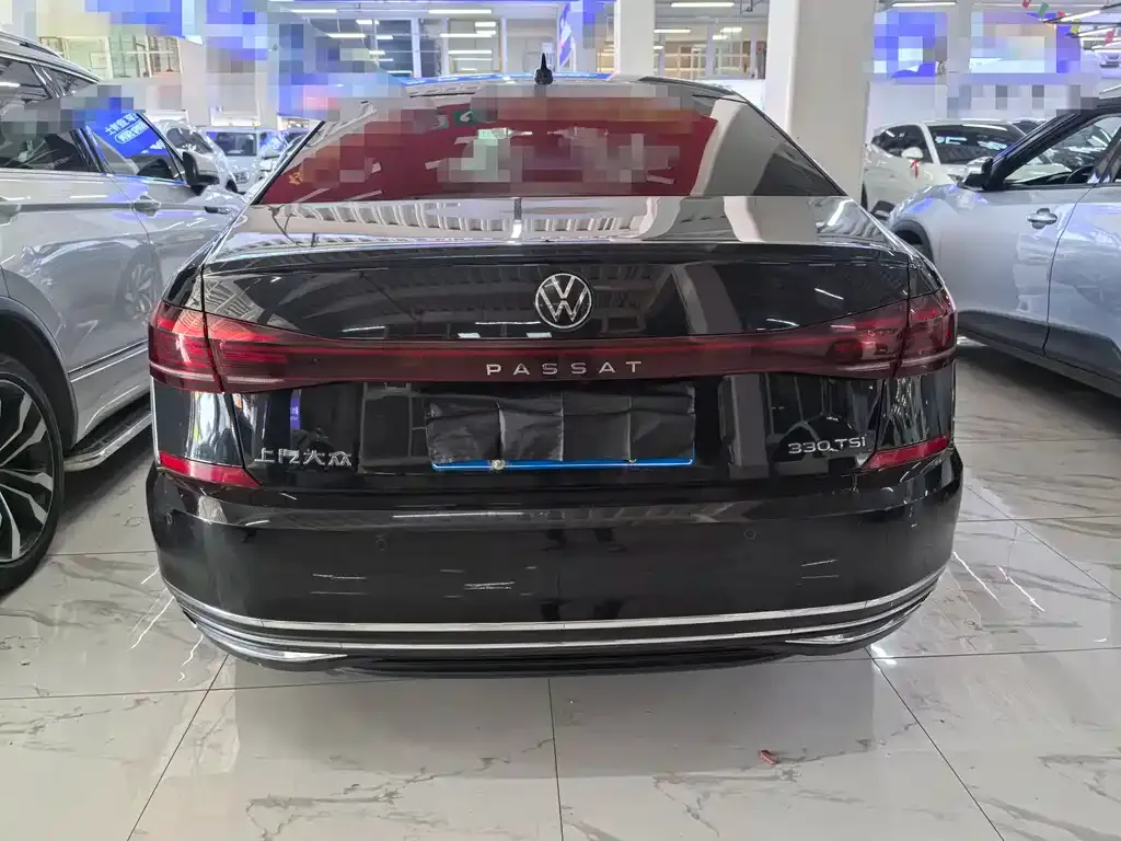 Volkswagen Passat — фото 6