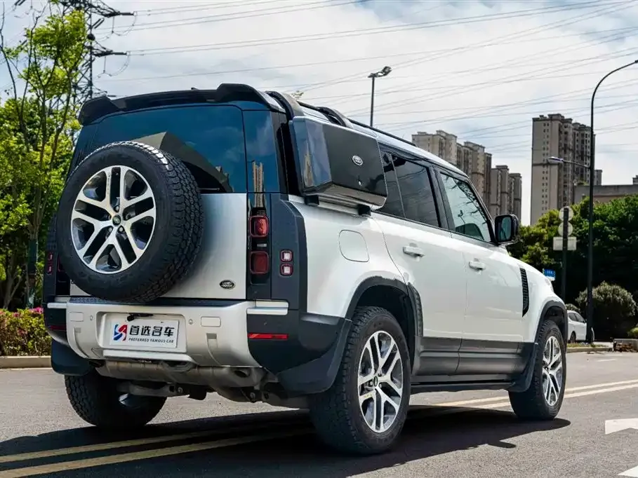 Land Rover Defender — фото 2