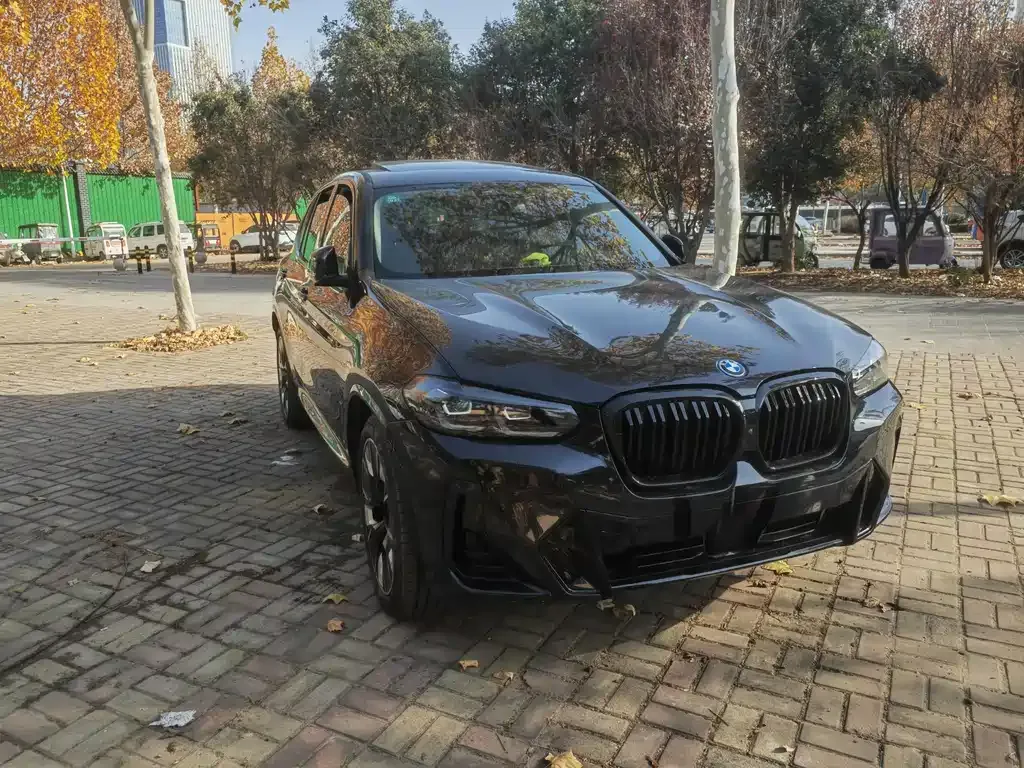 BMW iX3 — фото 2