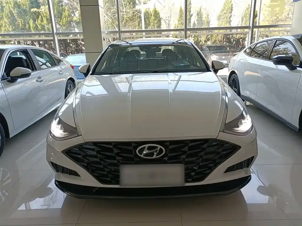 Hyundai Sonata — фото 7