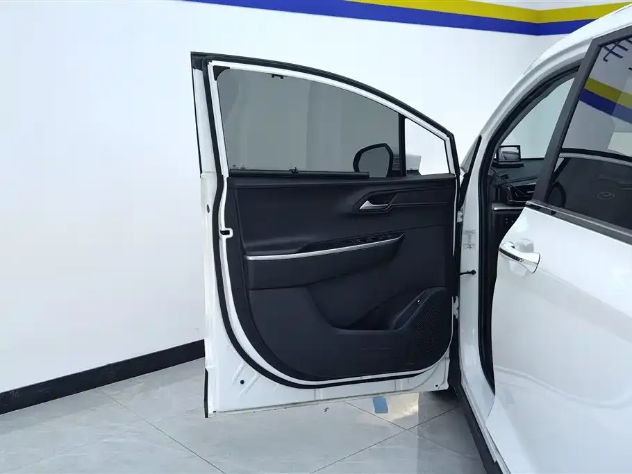 Hyundai Custo — фото 3