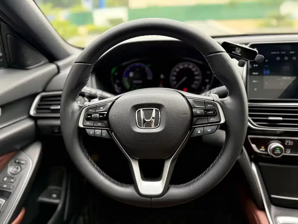 Honda Inspire — фото 4