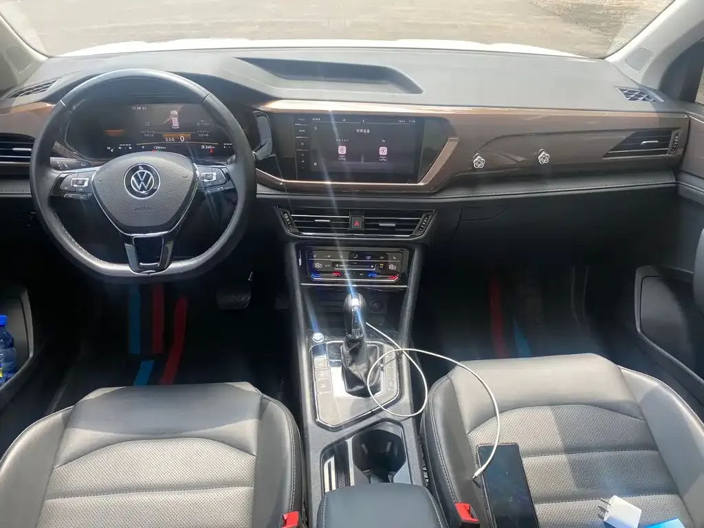 Volkswagen Tharu — фото 7