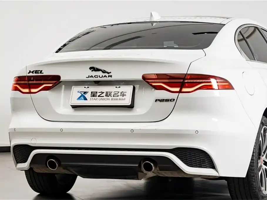 Jaguar XEL — фото 10