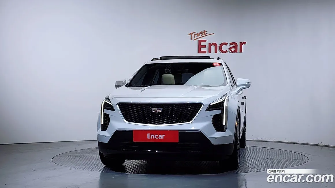 Cadillac XT4 — фото 2