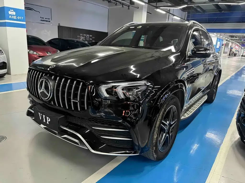 Mercedes-Benz GLE AMG — фото 1