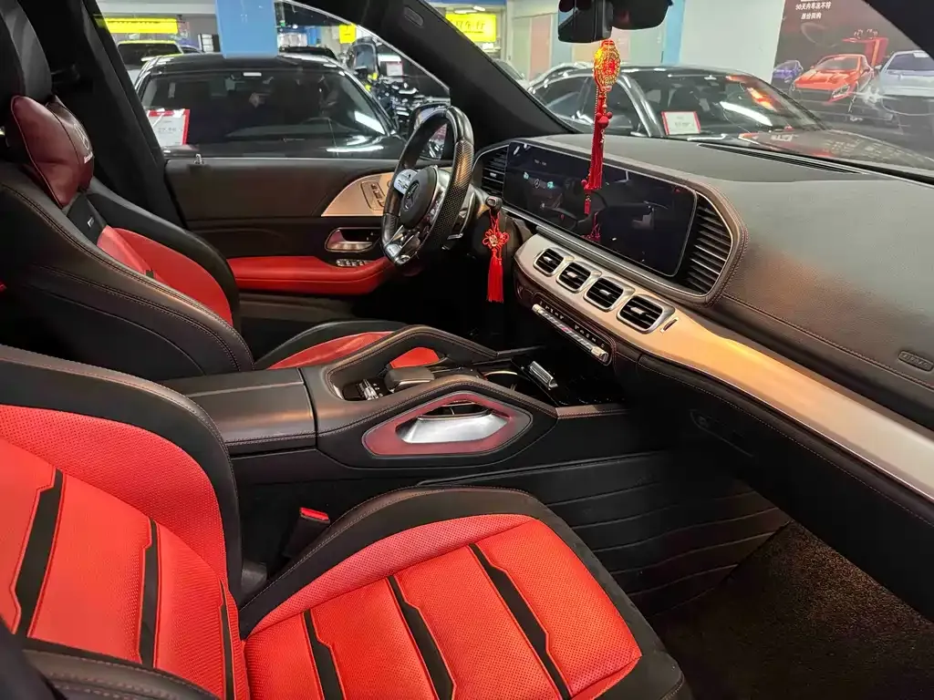 Mercedes-Benz GLE AMG — фото 7