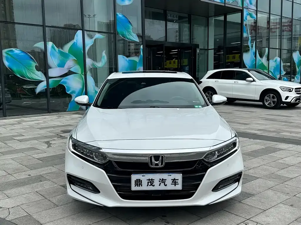 Honda Accord — фото 2