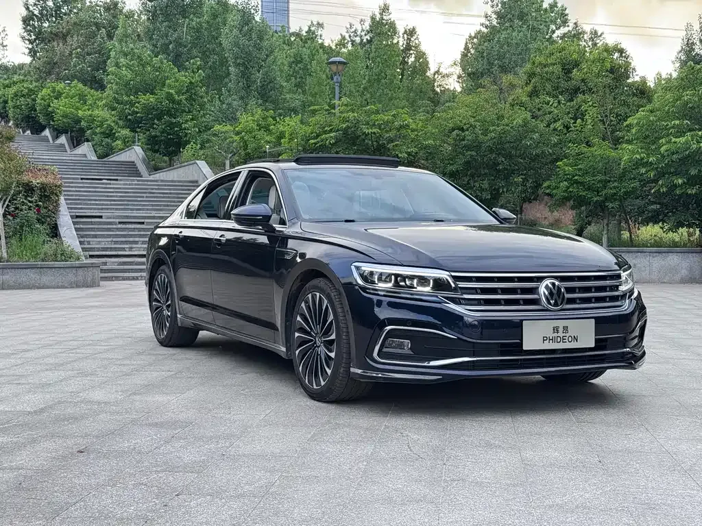 Volkswagen Phideon — фото 1