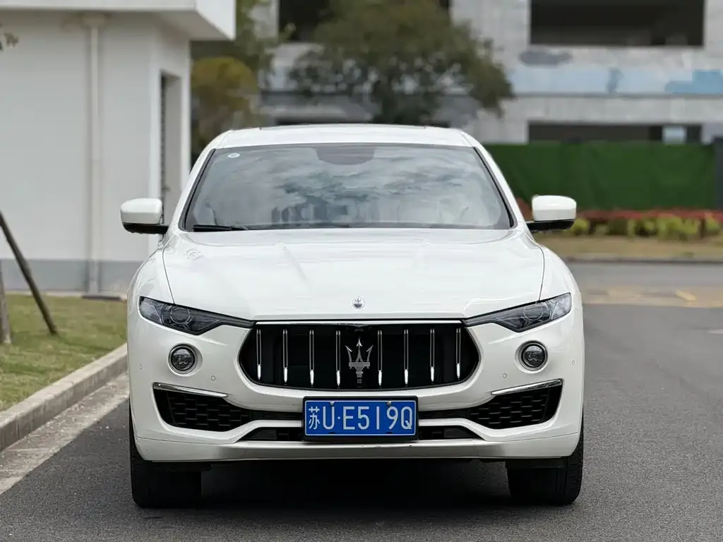 Maserati Levante — фото 2