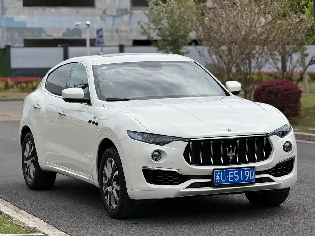 Maserati Levante — фото 9