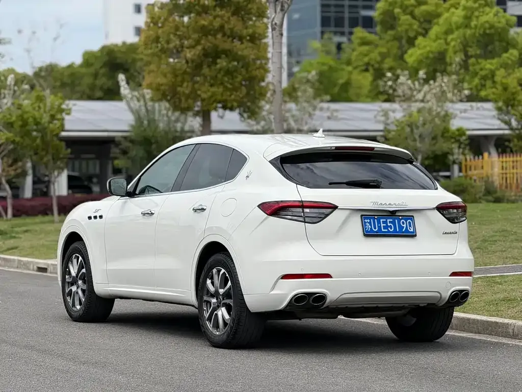 Maserati Levante — фото 7