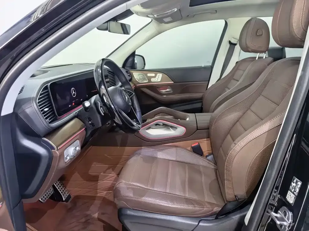 Mercedes-Benz GLS — фото 4