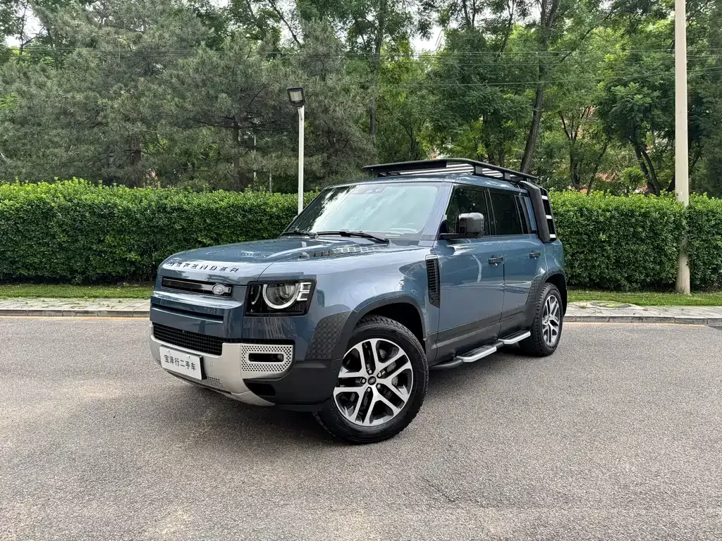 Land Rover Defender — фото 1