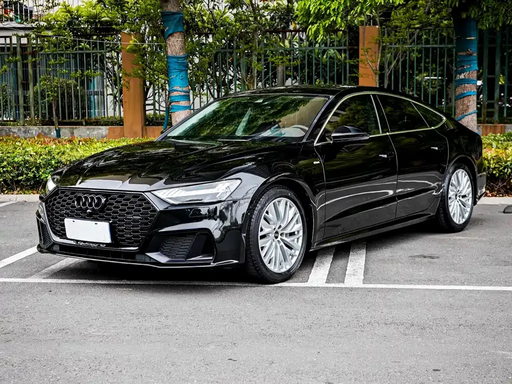 Audi A7 — фото 1