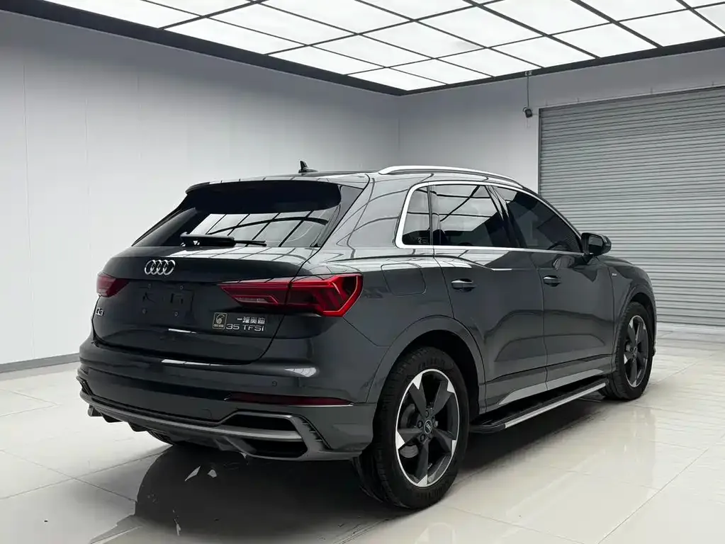 Audi Q3 — фото 7