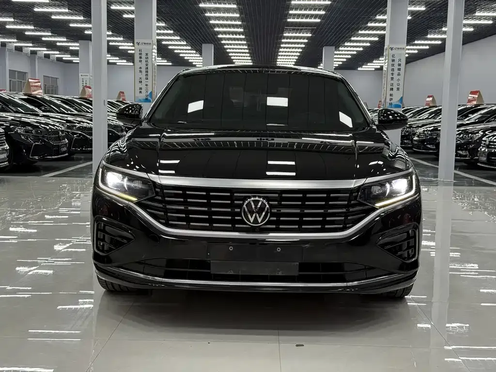 Volkswagen Passat — фото 7