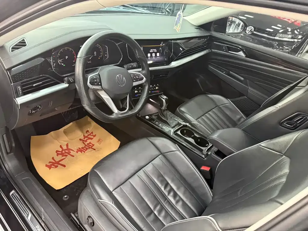 Volkswagen Passat — фото 8